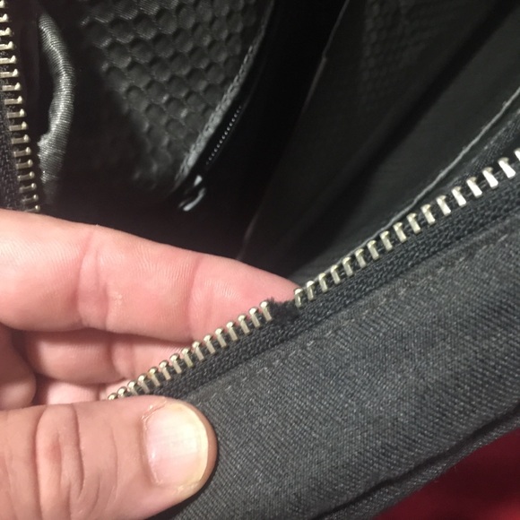 TUMI flawed messenger bag super quality EUC - Picture 13 of 16